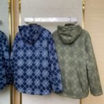 LV Lattice Reversible Lamb??s Wool Zip-Up Jacket Navy - 图片 2
