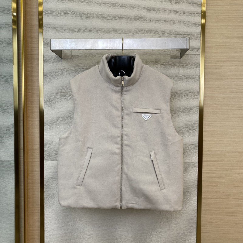 wsxc1734399909279_0.jpg Prada Triangle Label Wool Vest - 图片 1