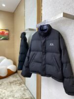 Balenciaga Embroidered Pin Reversible Cotton Outerwear - 图片 6