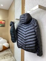 Prada Red Label Down Jacket - 图片 4
