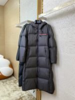 Prada Red Label Long Down Jacket - 图片 5