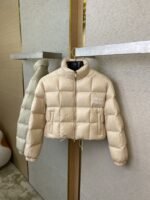 Miu Miu Short Down Down-Filled Garment Beige - 图片 7