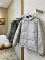 Gucci Jacquard Dark Down Jacket Silver - 图片 3