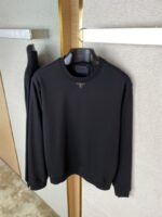 Prada Triangle Label Crew Neck Sweatshirt Black - 图片 6