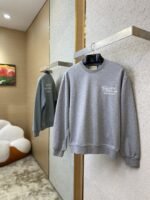 Gucci Monogram Embroidered Crew Neck Sweatshirt - 图片 3