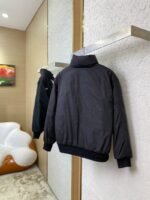 Prada Recycled Nylon Down Jacket - 图片 4