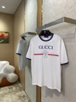 Gucci Printed Round Neck Short Sleeve T-Shirt - 图片 3