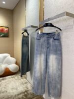 Balenciaga Washed Denim Trousers - 图片 3