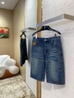 LV Micro Label Denim Shorts - 图片 3