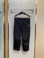 Prada Triangle Label Recycled Nylon Trousers - 图片 2