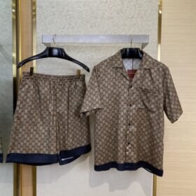 Gucci Colourful Horse Button Print Silk Short Sleeve Shirt
