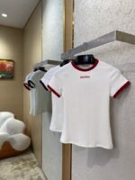 Miu Miu Clashing Colour Round Neck Letter Embroidery Short Sleeve T-Shirt Black - 图片 3