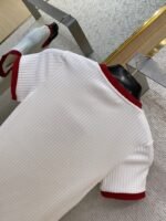 Miu Miu Clashing Colours Round Neck Letter Embroidery Short Sleeve T-Shirt Red - 图片 8