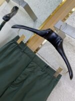 Fendi Letter Embroidered Straight Leg Nylon Shorts Green - 图片 6