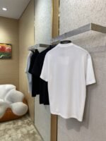 Prada Silicone Alphabet Medallion Short Sleeve T-Shirt White - 图片 4
