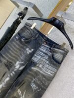 Balenciaga Hand-Painted Washed Baggy Jeans - 图片 6