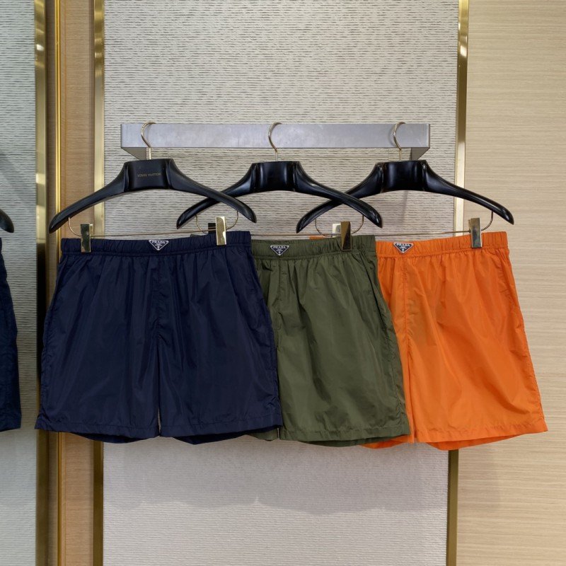 wsxc1748056038544_0.jpg Prada Nylon Triangle Label Shorts Green - 图片 1