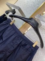 Prada Nylon Triangle Label Shorts Navy Blue - 图片 8