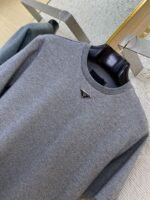 Prada New Triangle Neckline Steel Label Short Sleeve Grey - 图片 6