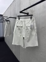 Balenciaga Distressed And Faded Light Gray Shorts - 图片 2