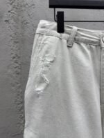 Balenciaga Distressed And Faded Light Gray Shorts - 图片 4