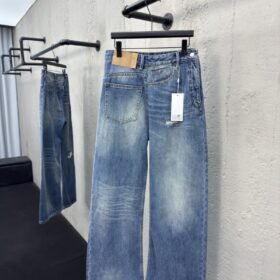 Maison Margiela paper label distressed jeans 1