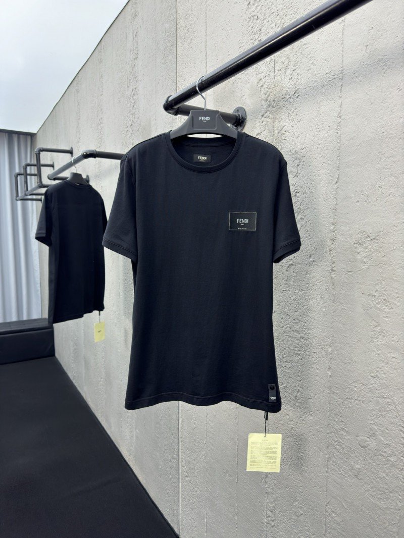 wsxc1752279525728_0.jpg fendi embroidered label short sleeve black - 图片 1