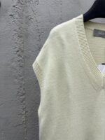 Dior Letter Embroidered Sleeveless Sweater Vest - 图片 4