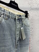 Balenciaga Embroidered Denim Pants With Red Lettering - 图片 8