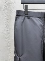 Prada Workwear Pocket Triangle Label Shorts - 图片 4