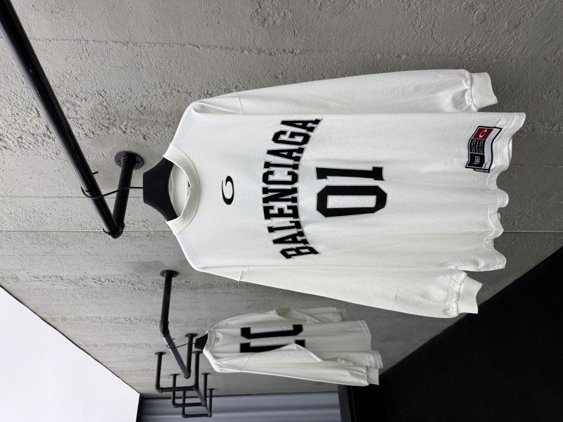 wsxc1755057974426_0.jpg Balenciaga Basketball Series Letter Print Round Neck Long Sleeve 1 - 图片 1