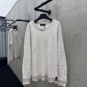 Fendi Solid Color Round Neck Long Sleeve Sweater