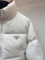 Prada High-Waisted Stand Collar Down Jacket 1 - 图片 5