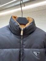 Prada High-Waisted Stand Collar Down Jacket 2 - 图片 3