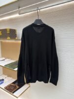 Chanel Solid Color Crew Neck Single-Button Long-Sleeve Knit Sweater 1 - 图片 2