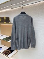 Chanel Solid Color Crew Neck Single-Button Long-Sleeve Knit Sweater 2 - 图片 2