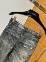 Balenciaga Distressed Ripped Jeans - 图片 6