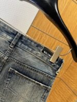 Balenciaga Distressed Flared Pants - 图片 8