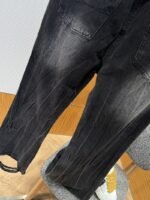 Balenciaga Distressed Ripped Jeans - 图片 8