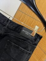 Balenciaga Distressed Ripped Jeans - 图片 9