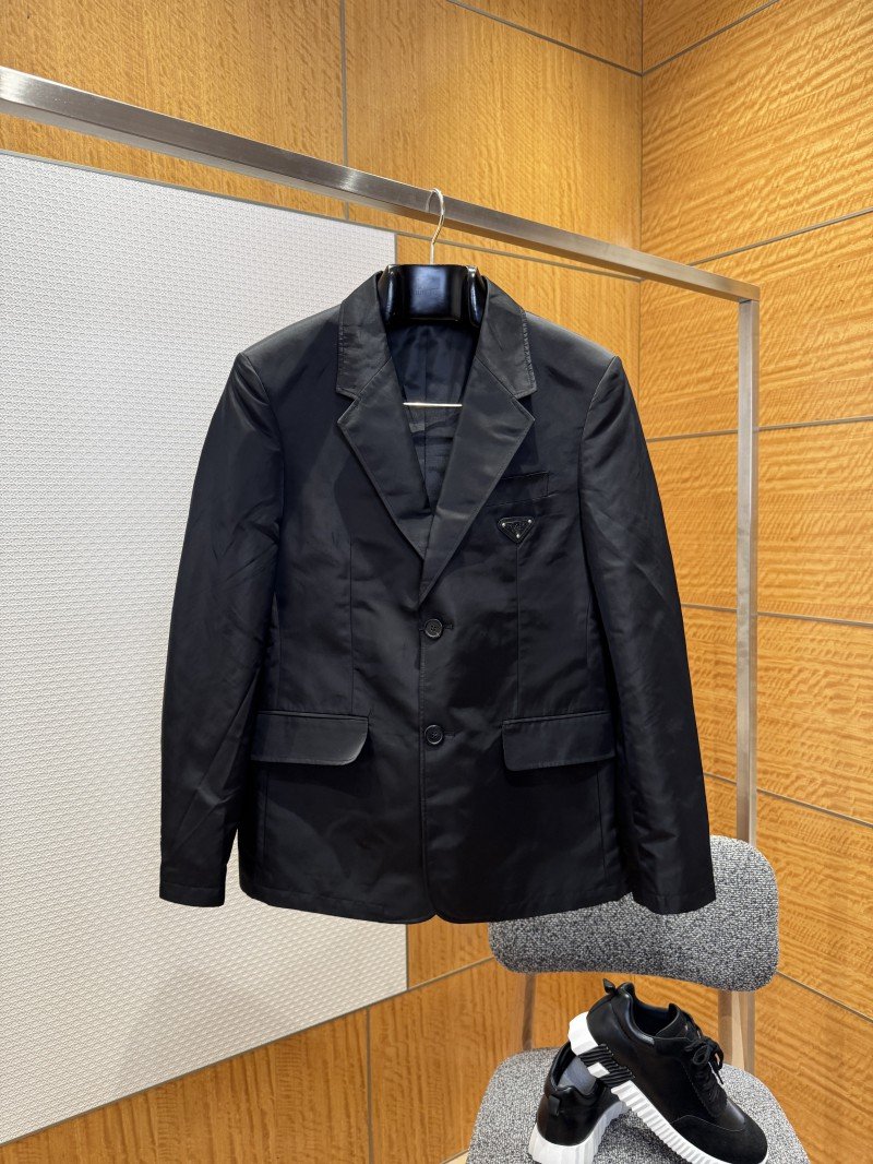 wsxc1764899708824_0.jpg Prada Triangular Emblem Nylon Blazer - 图片 1