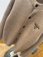Prada Micro Logo Embroidered Sweater - 图片 4