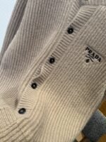 Prada Micro Logo Embroidered Sweater - 图片 5