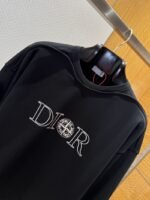 Dior Micro Logo Print Crew Neck Long Sleeve Sweatshirt - 图片 3