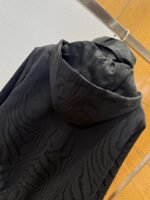 LV Dark Texture Hooded Jacket Coat 2 - 图片 7