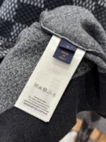 LV Checkered Jacquard Crewneck Sweater - 图片 9