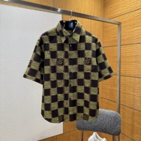 LV Logo Print Pointed Collar Single-Button Short-Sleeve Shirt 1