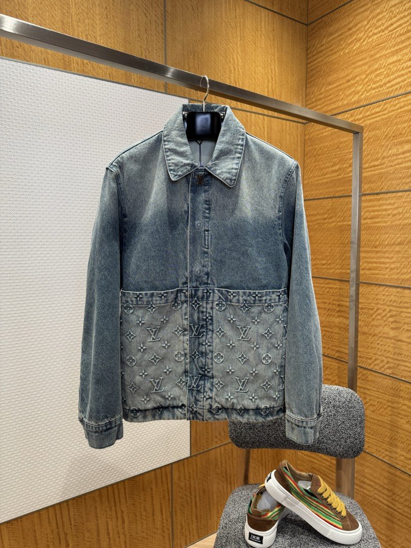 wsxc1765245511459_0.jpg LV Washed Embossed Denim Jacket Coat - 图片 1