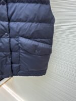 Miu Miu Solid Color Zipper Sleeveless Down Vest - 图片 7