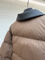 Miu Miu Lapel Single-Breasted Long-Sleeve Down Jacket - 图片 9